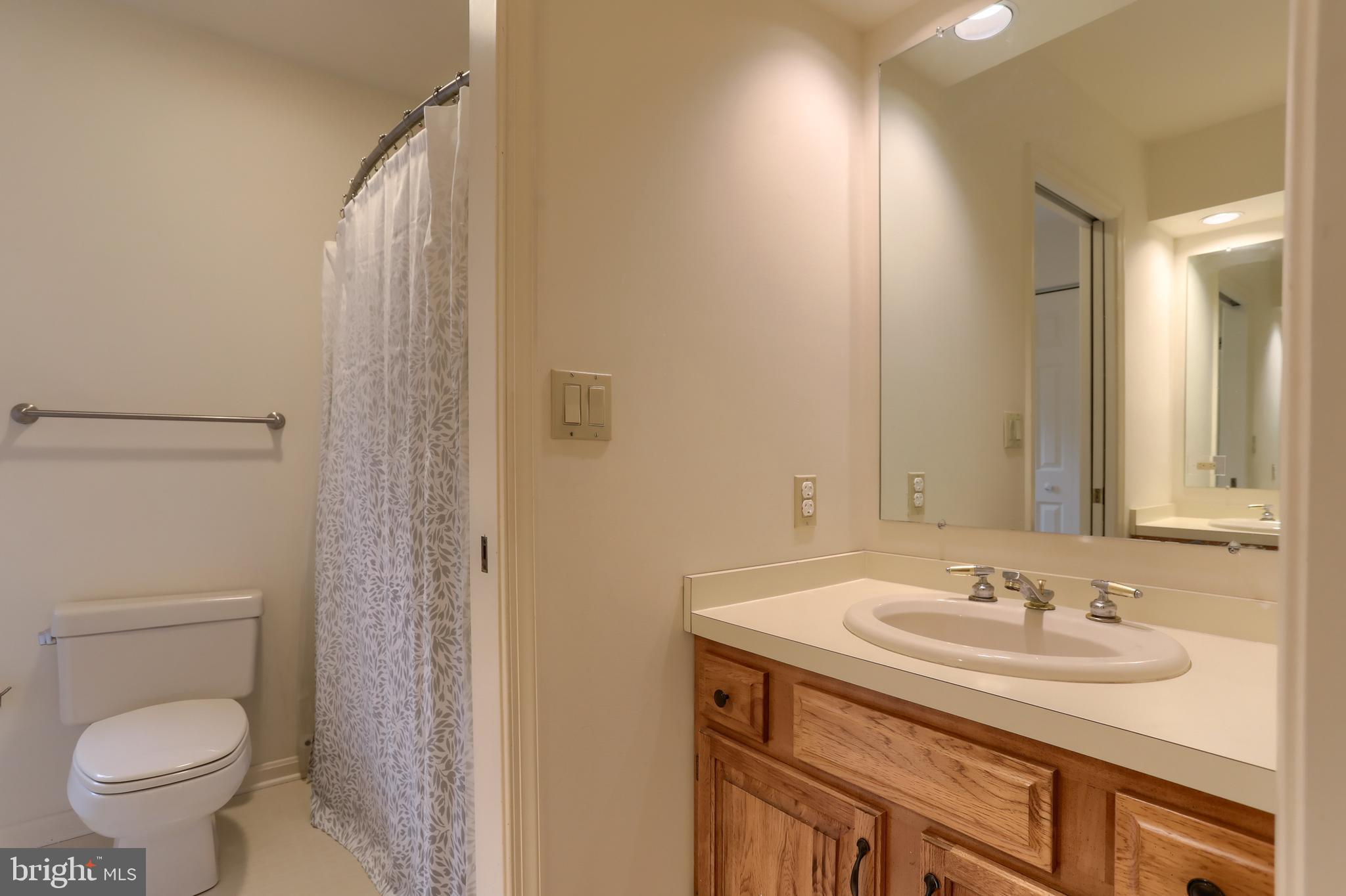 CAMBRIDGE COMMONS - Residential