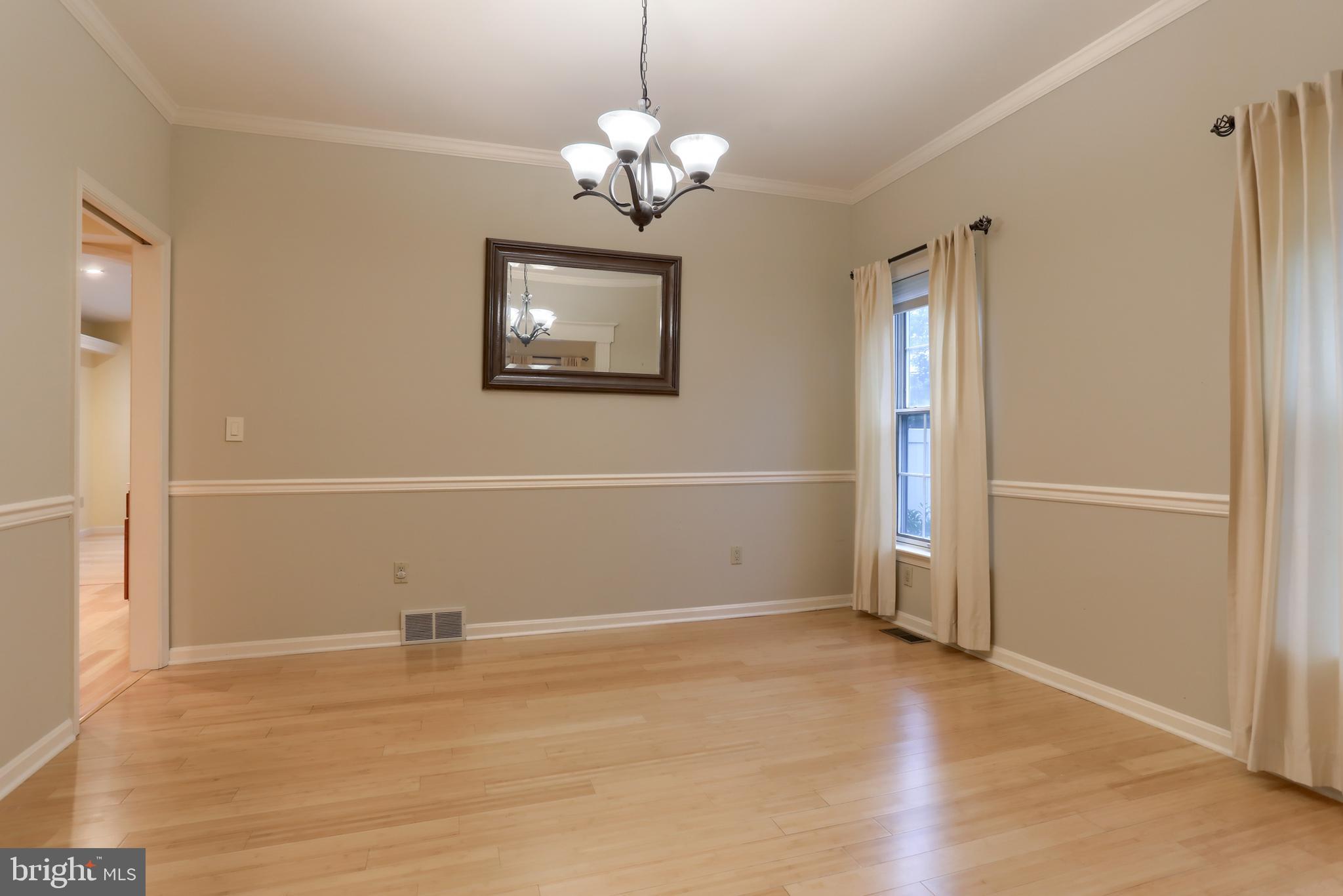 CAMBRIDGE COMMONS - Residential