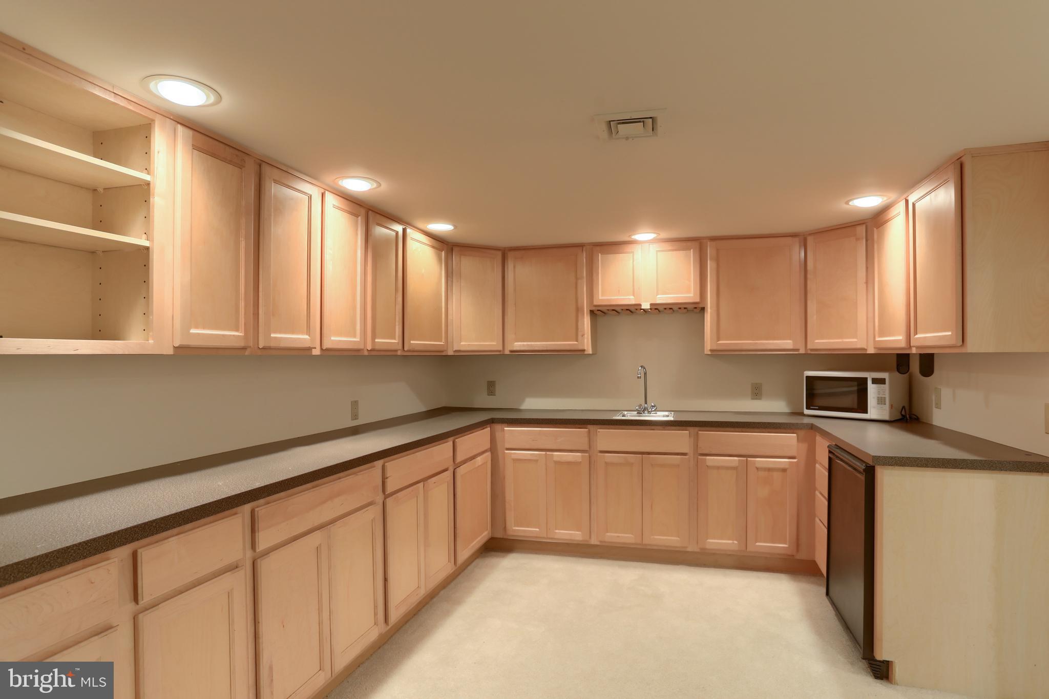 CAMBRIDGE COMMONS - Residential