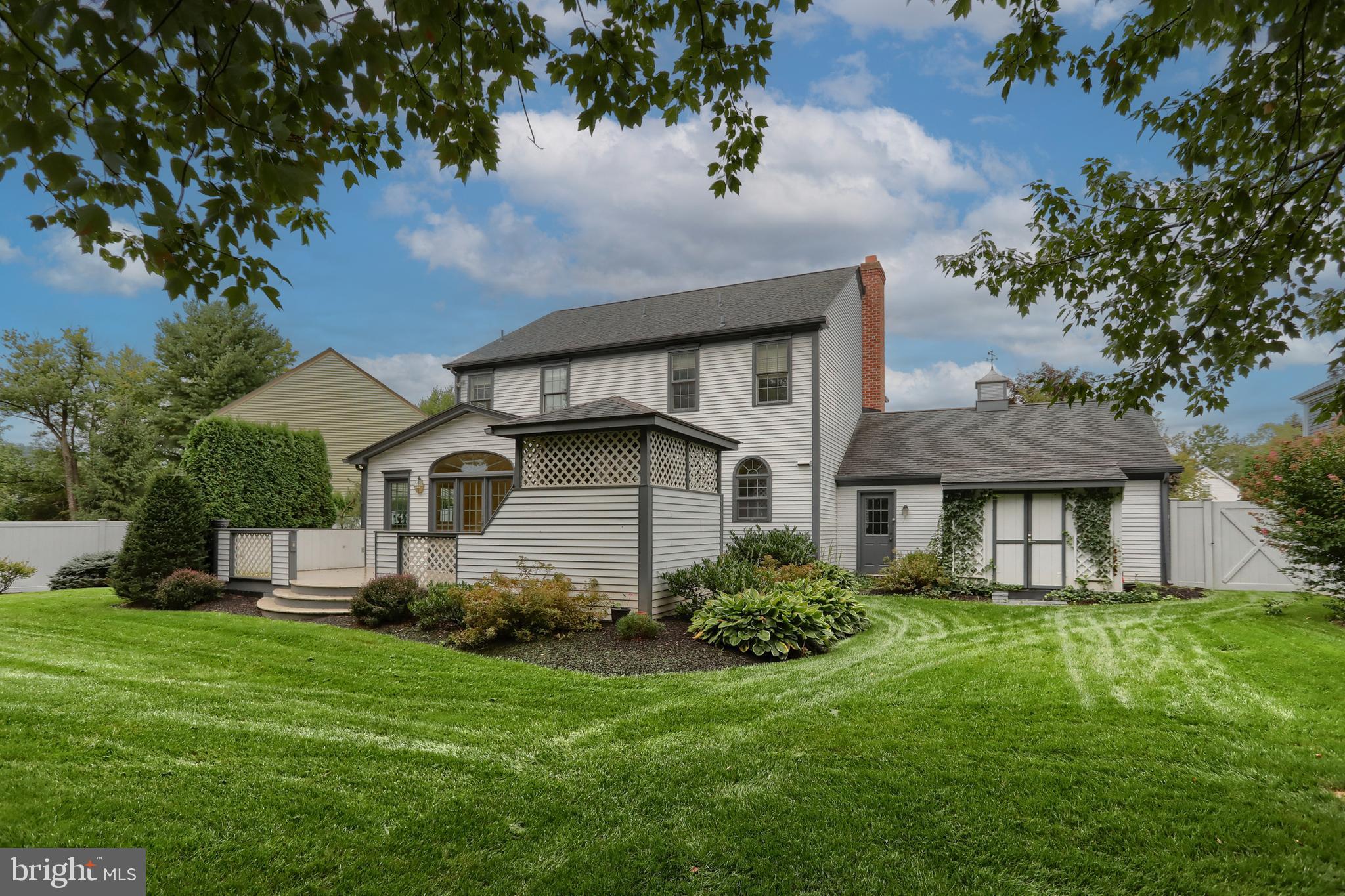 CAMBRIDGE COMMONS - Residential