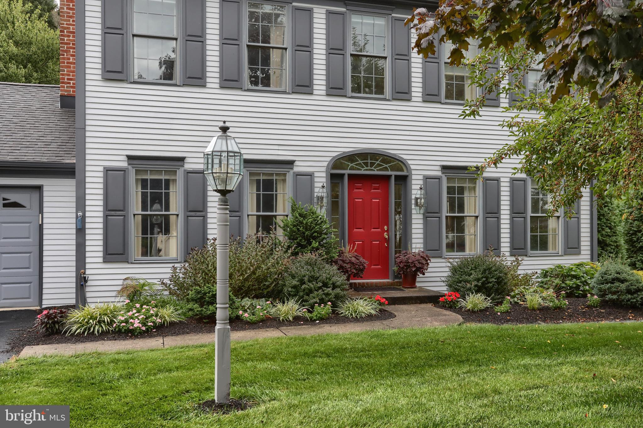 CAMBRIDGE COMMONS - Residential