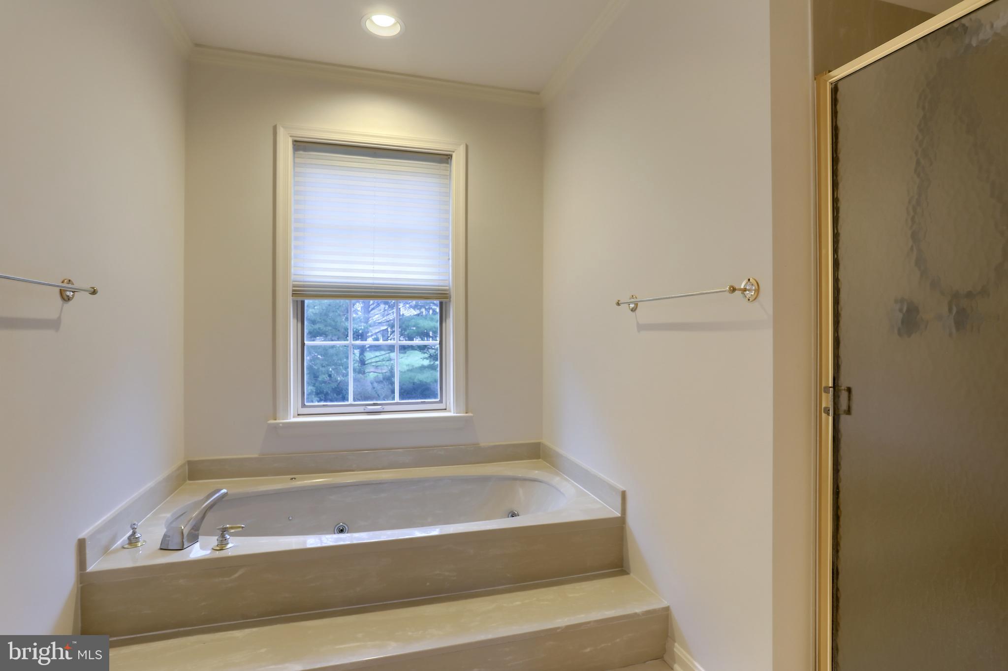 CAMBRIDGE COMMONS - Residential