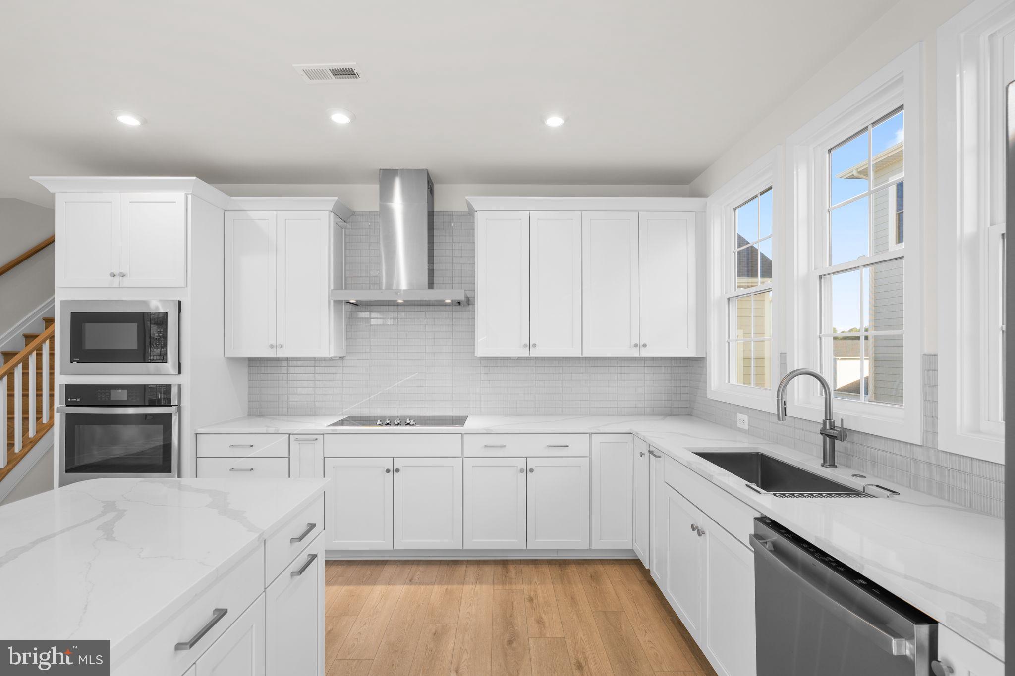 HERITAGE AT MARSHALL - Residential