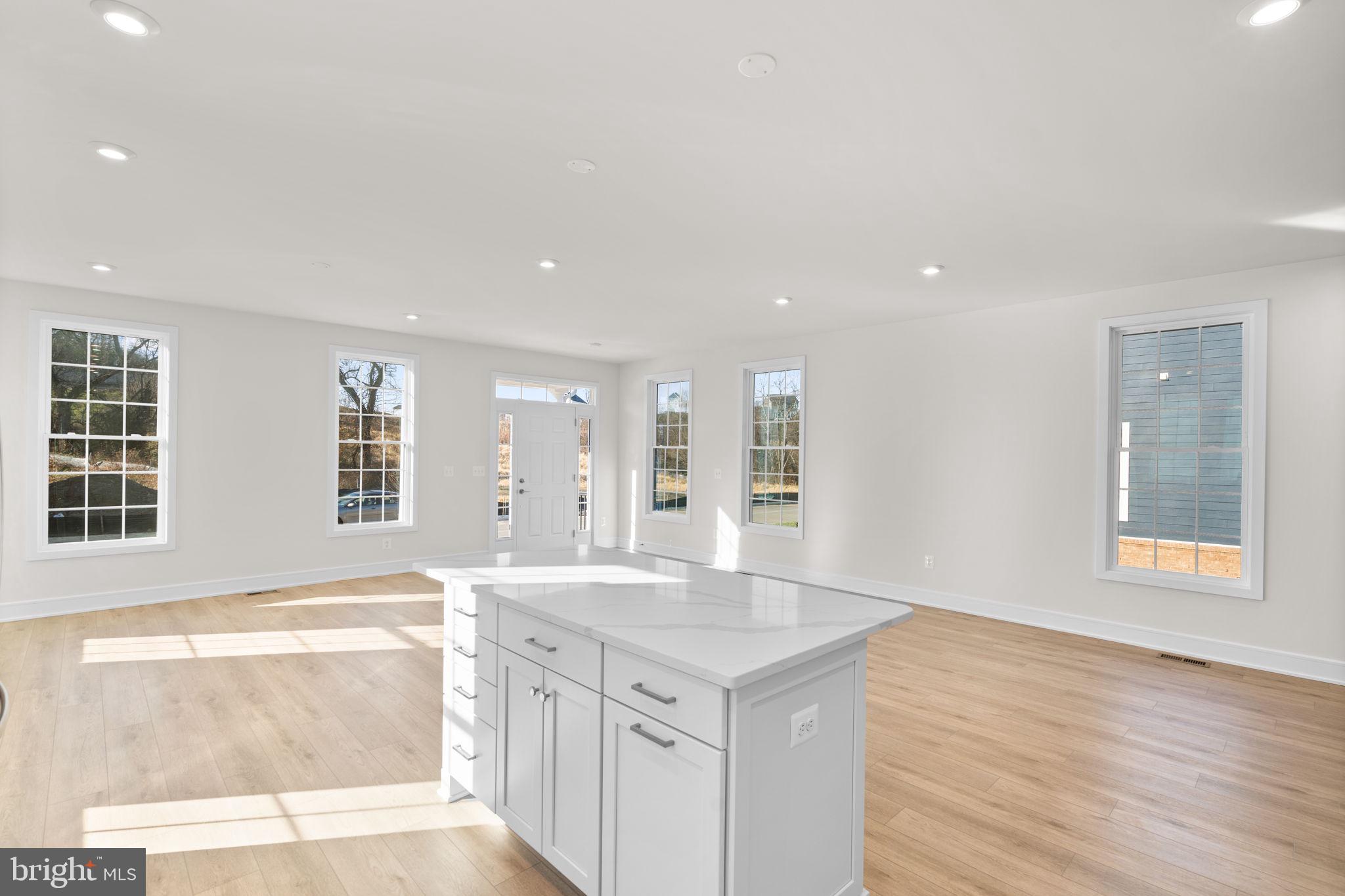 HERITAGE AT MARSHALL - Residential