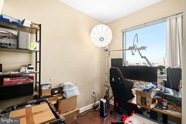 WATERFRONT SQUARE - Residential