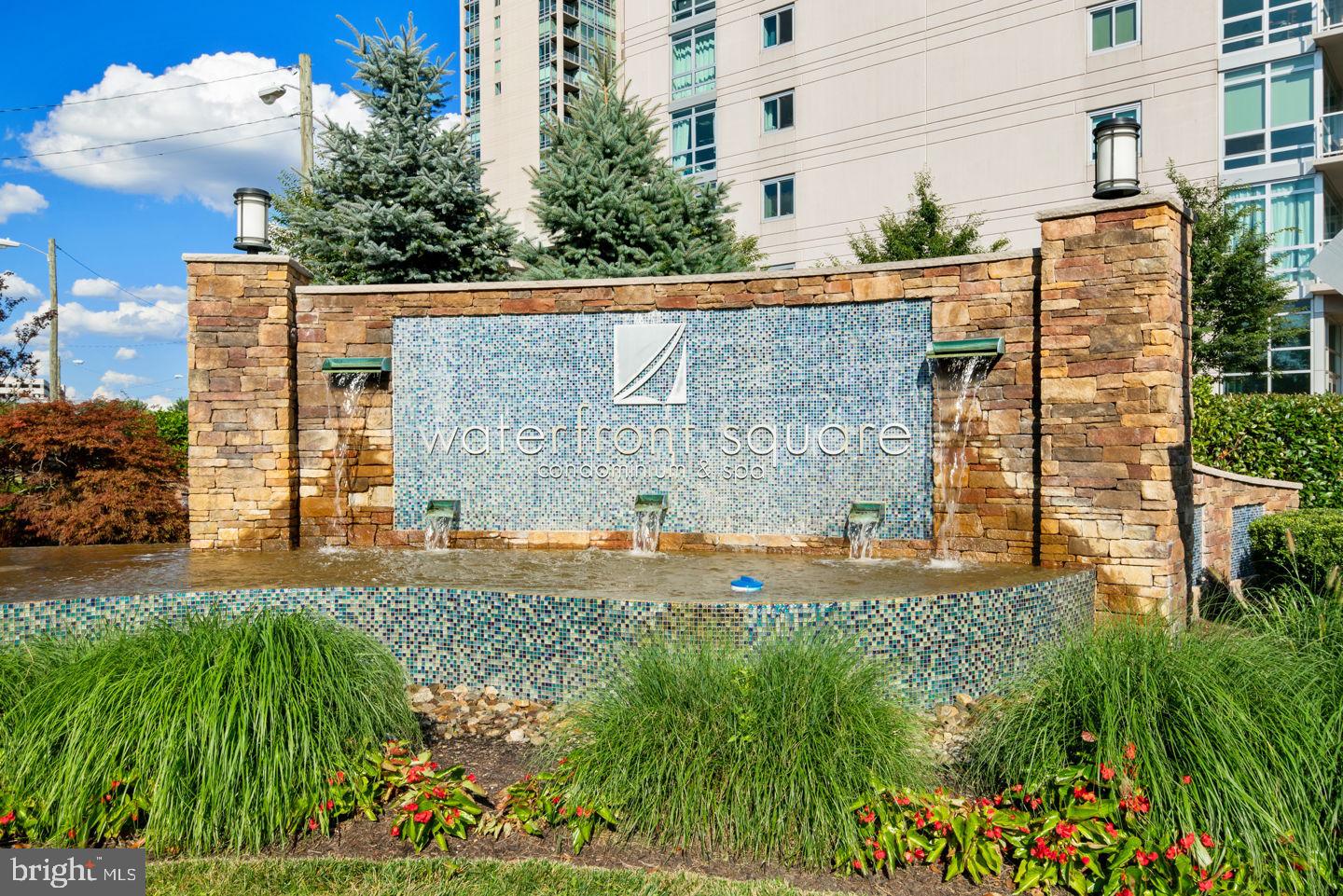 This Bright and Charming 1 Bedroom & Den, 1 Bath is just over 900 Square Feet of Living Space in the Waterfront Square Condominiums and Spa located on the Delaware River! Upgraded Kitchen features Euro-style Cabinetry, Granite Countertops, and Stainless Steel Appliances. Other Luxury Amenities: 24-hour Concierge & Security, Spa and State-of-the-Art Fitness Center, Health Club, Indoor Swimming Pool, Large Landscaped Park, Putting Green, Walking Trail, and shuttle service to Center City. Includes 1 car parking