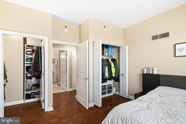 WATERFRONT SQUARE - Residential