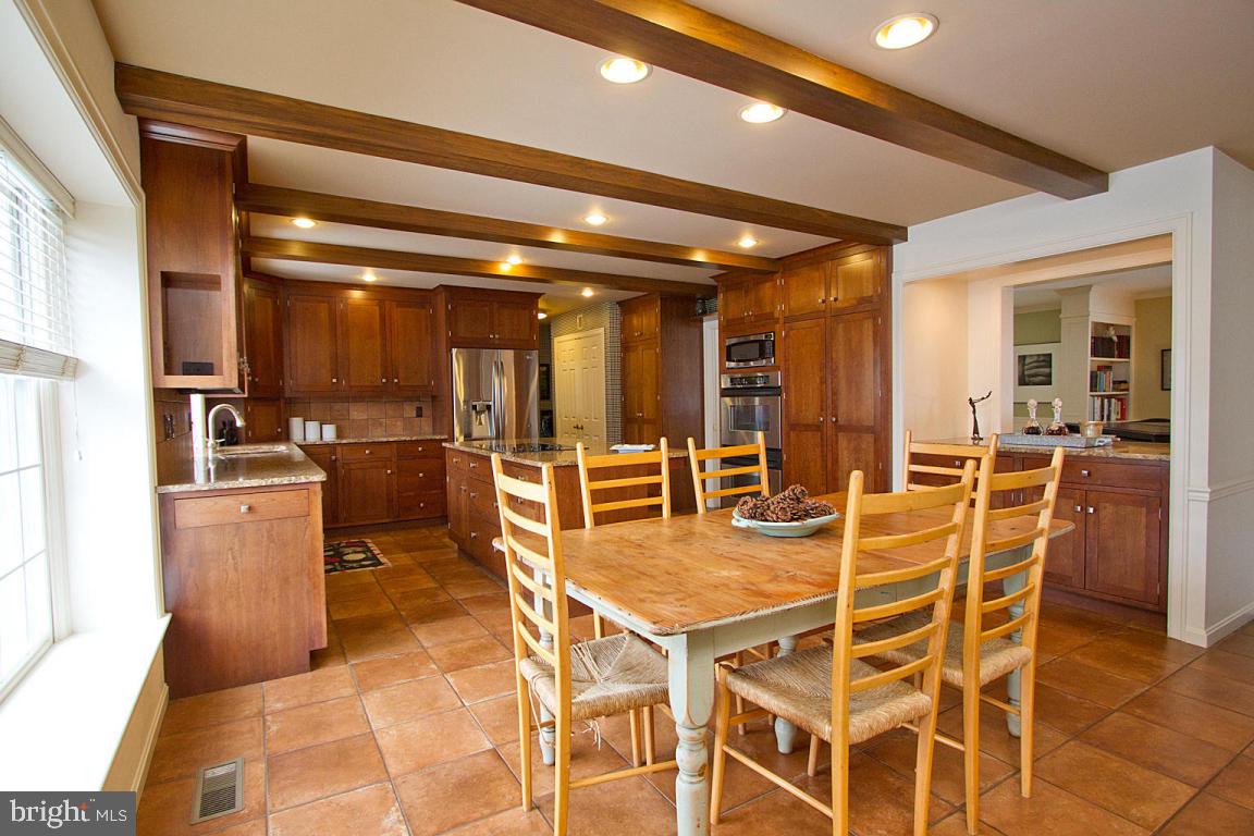 SCHOOL LANE HILLS - Residential