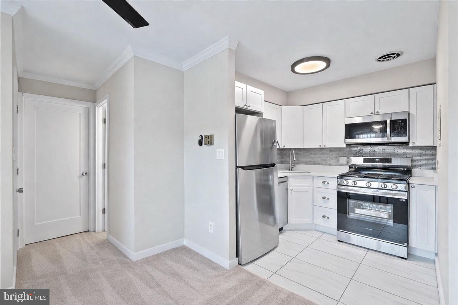 1506 S GEORGE MASON DRIVE 10