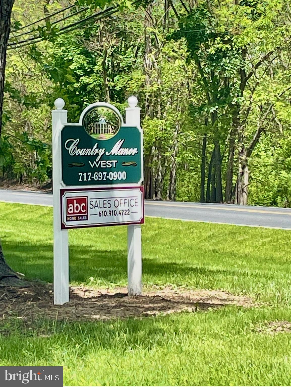 6 BUTTONWOOD LANE