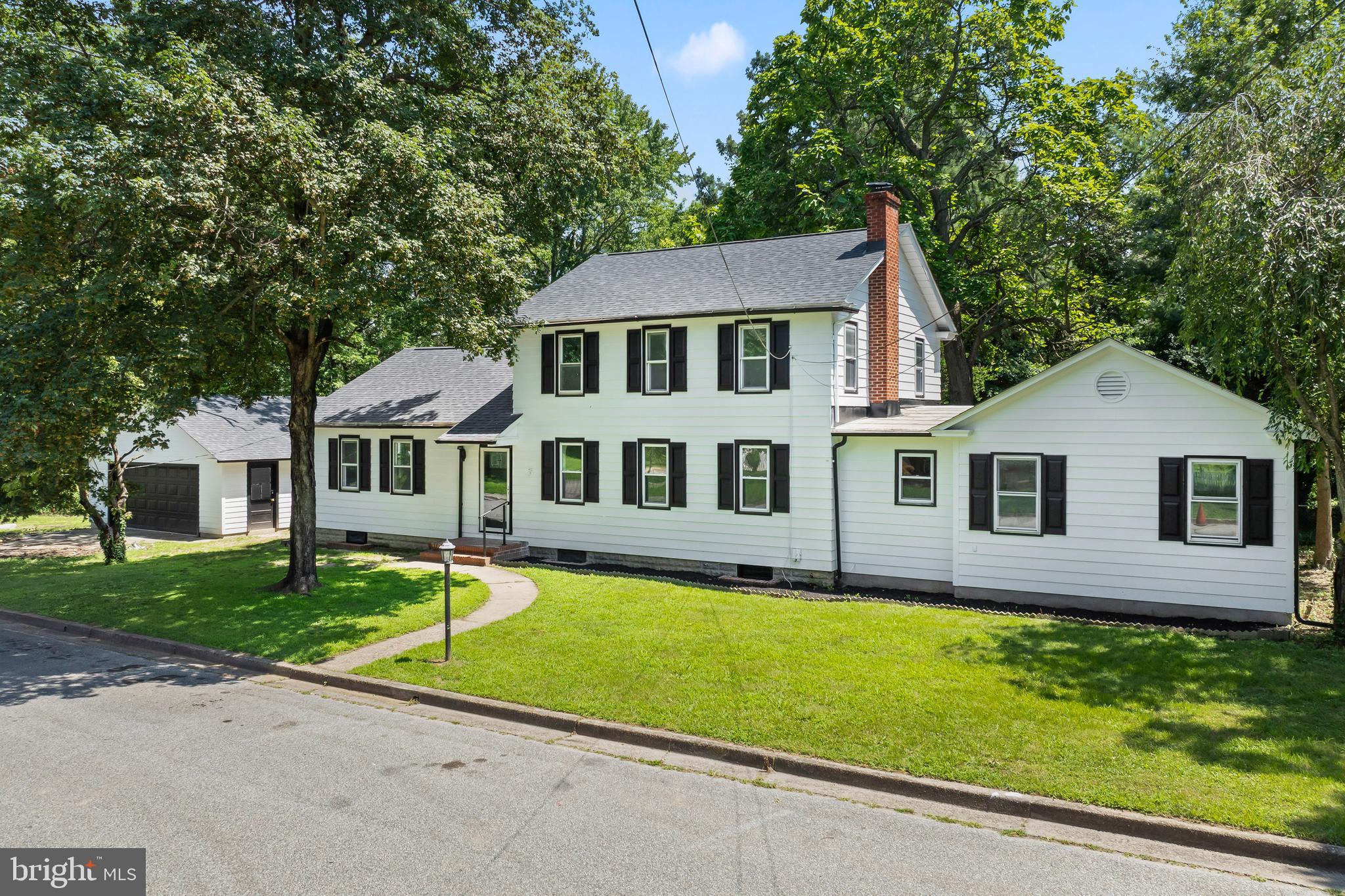 583 ORCHARD DRIVE