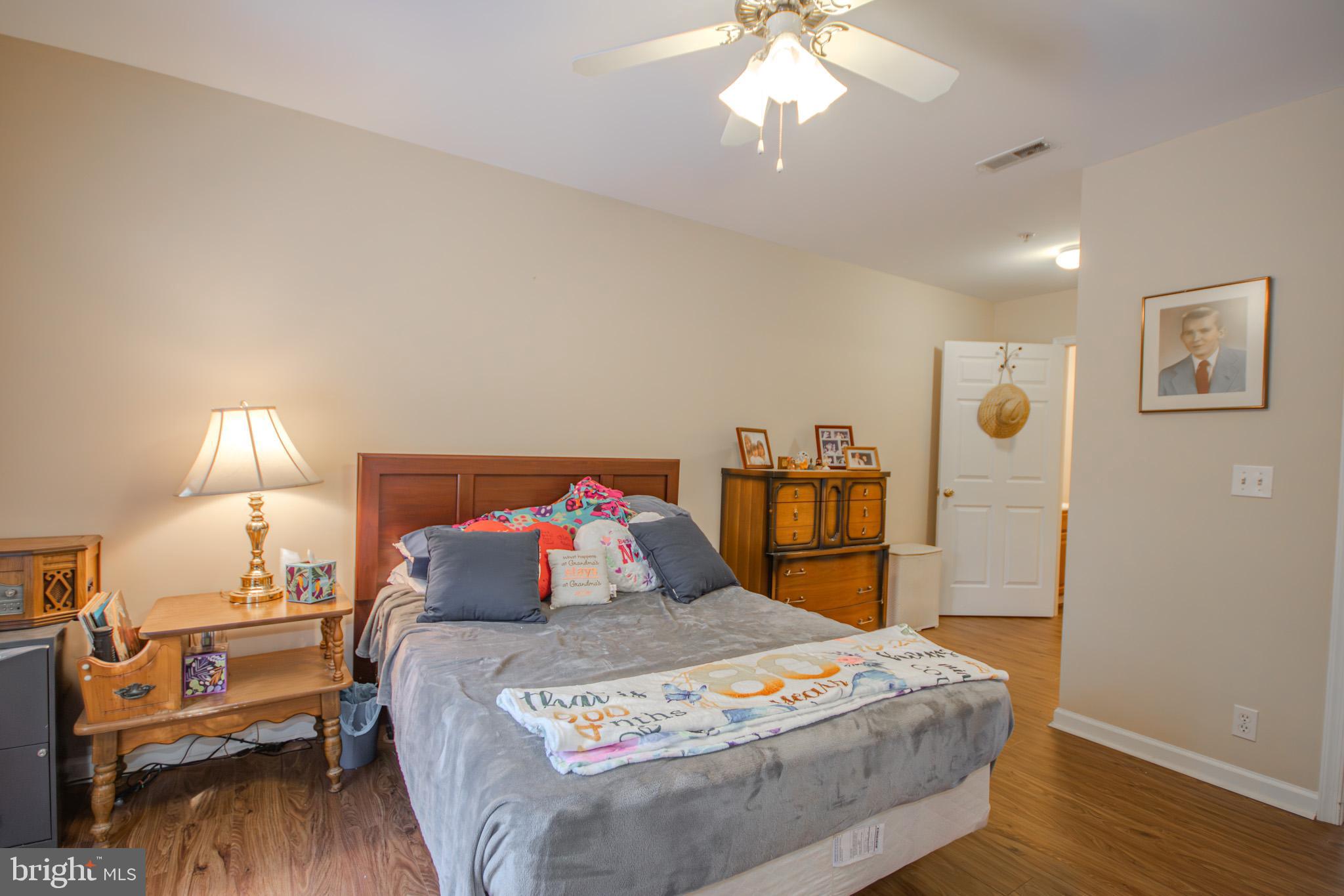 AVALON RETIREMENT COMM - Residential