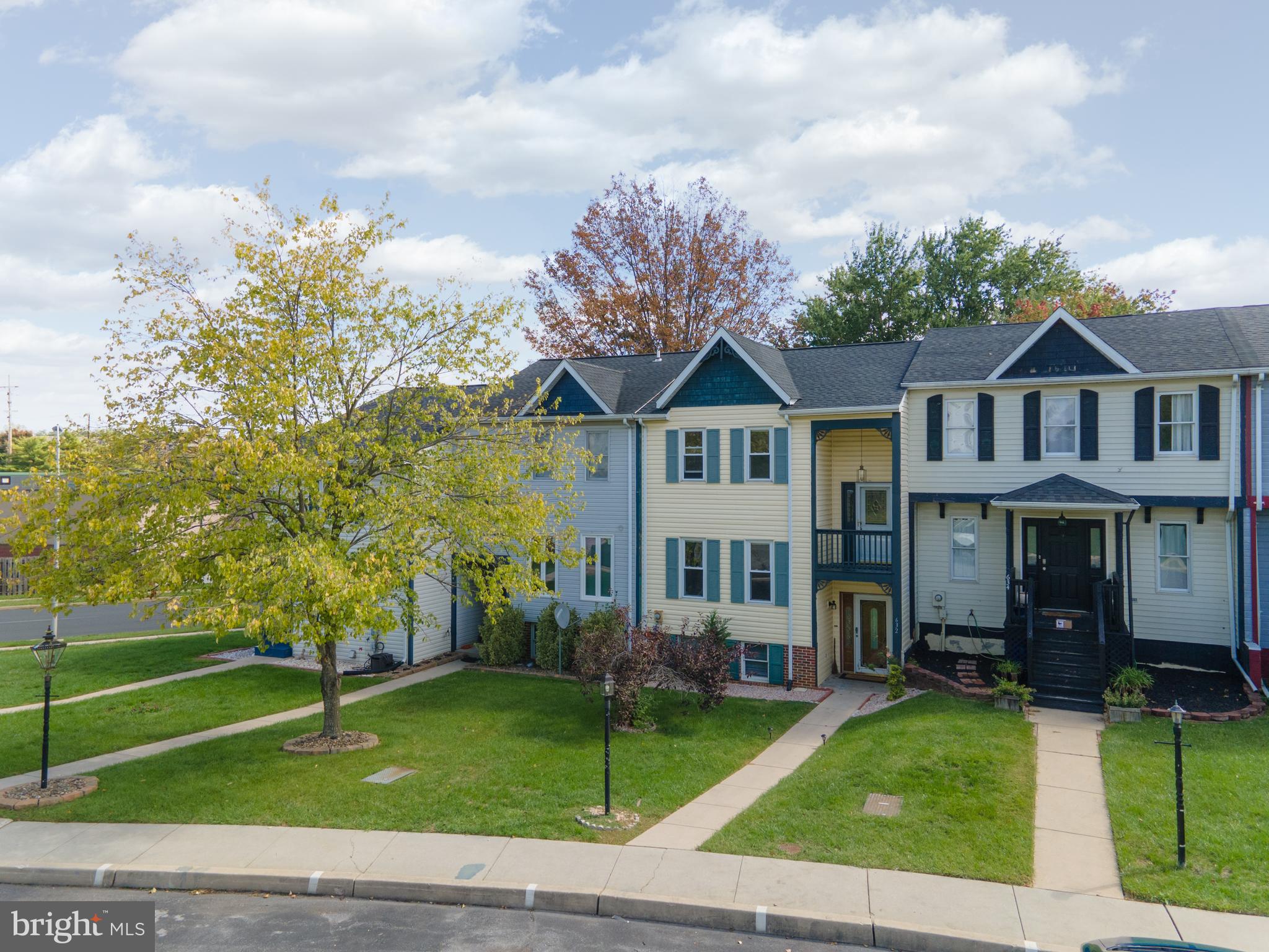 KENLY SQUARE - Residential