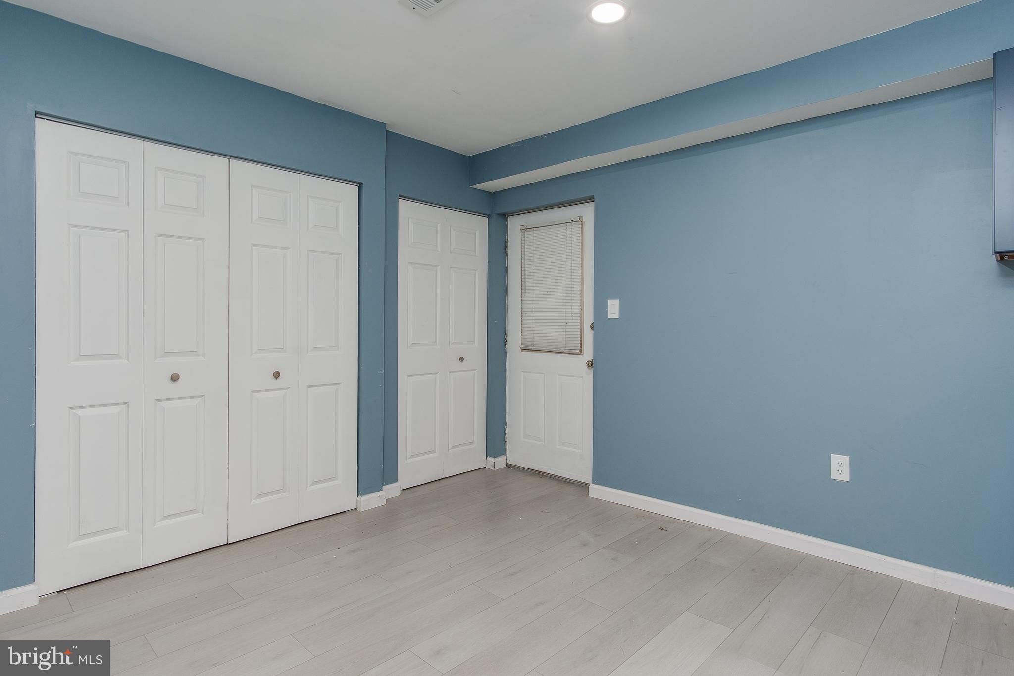 KENLY SQUARE - Residential