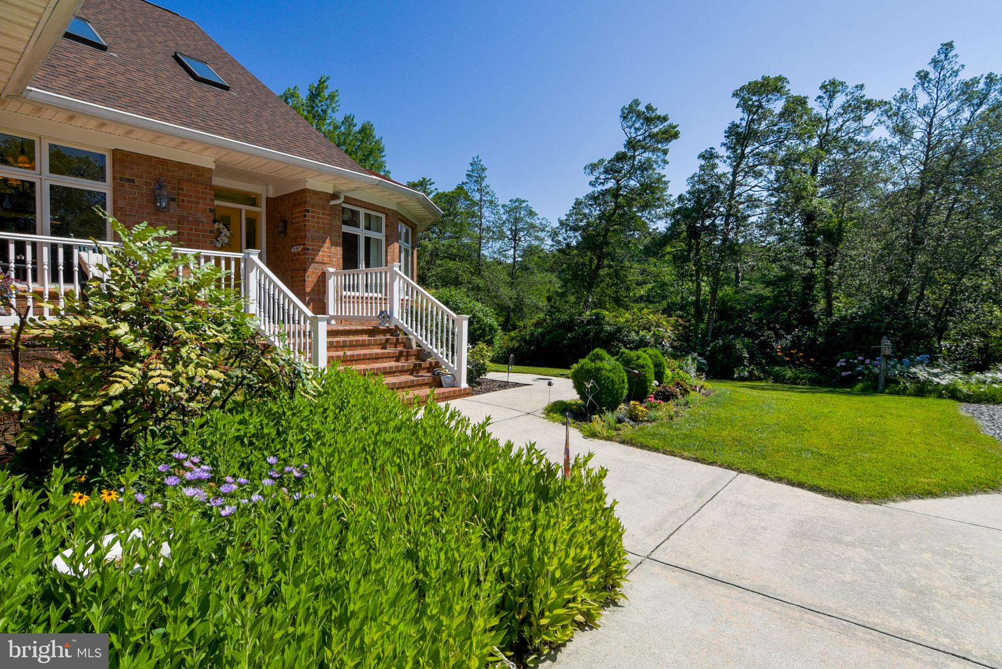 MATTOX ESTATES - Residential