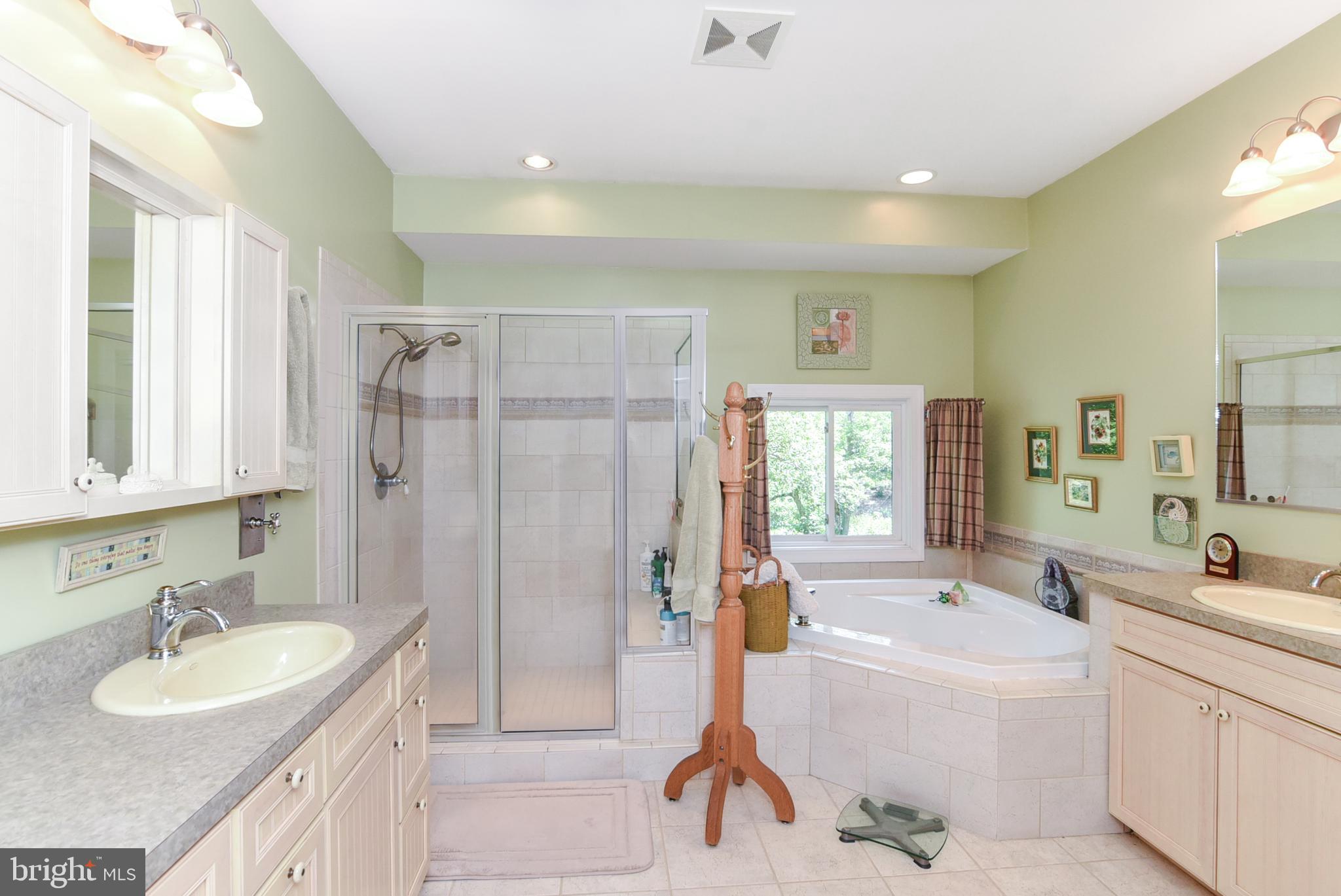 MATTOX ESTATES - Residential