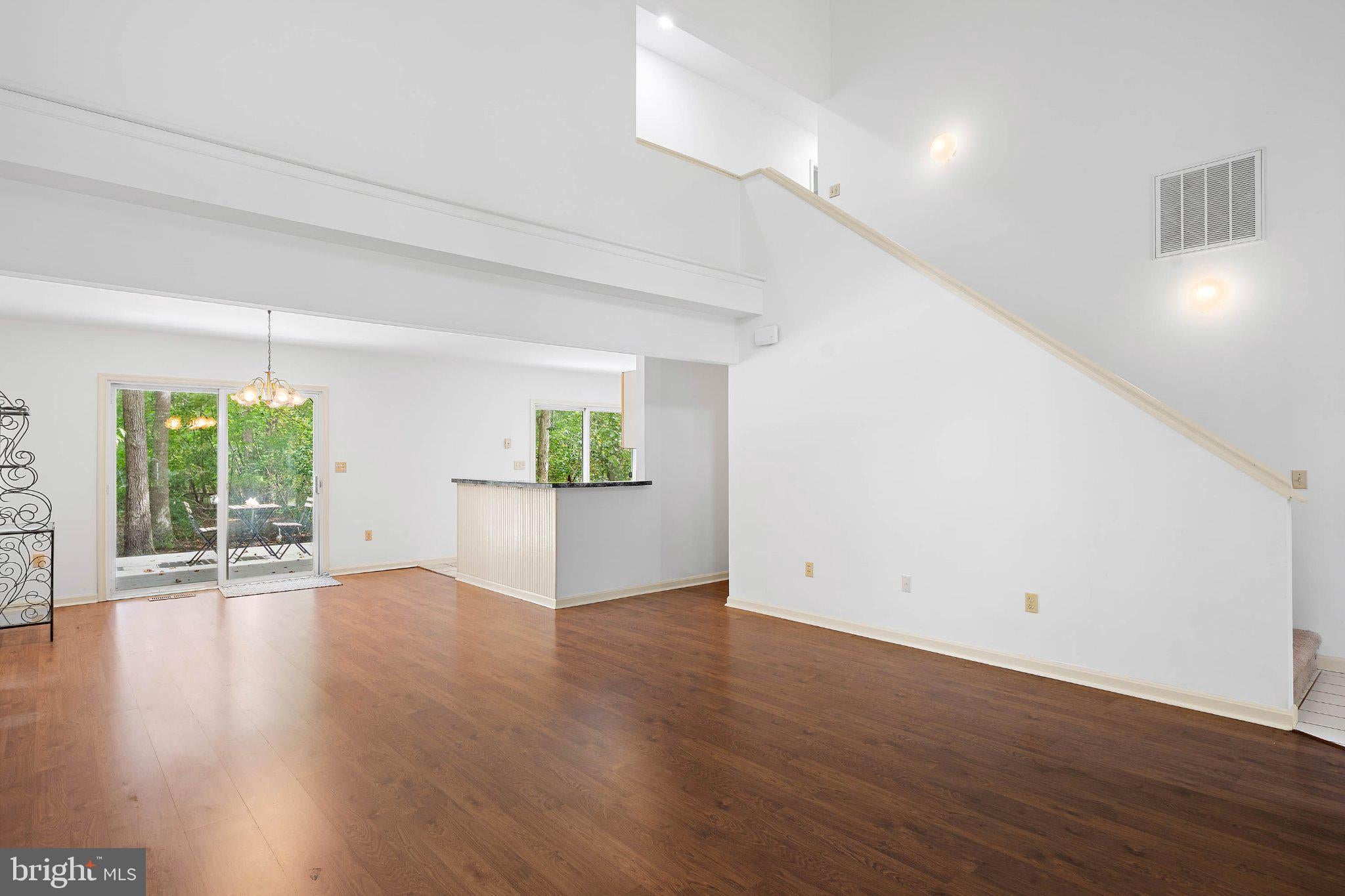 657 BETHANY LOOP