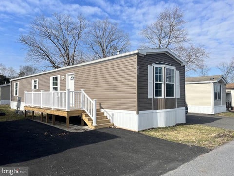 Mobile Home For Sale - 409 Oak Drive<br/> GREEN LANE, PA 18054
