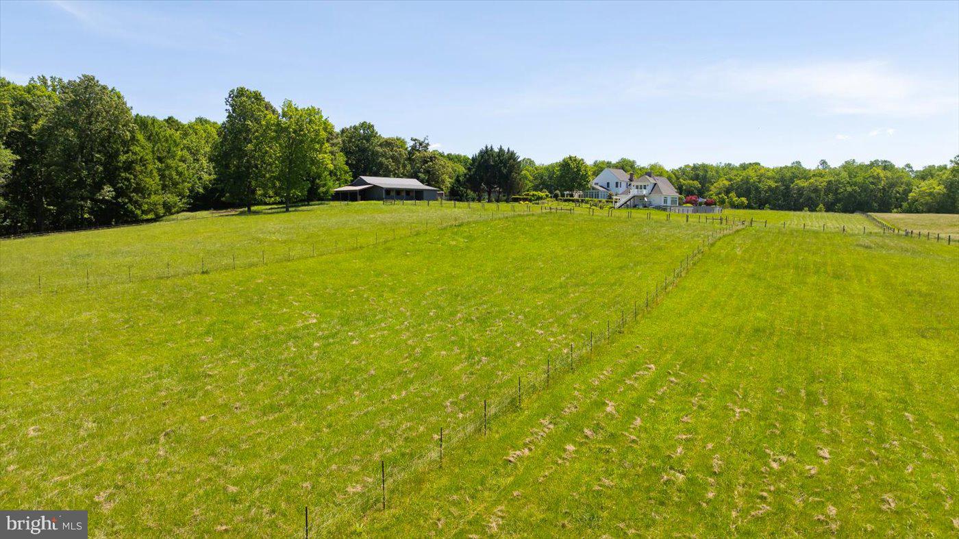 SEVEN SPRINGS FARM - Farm