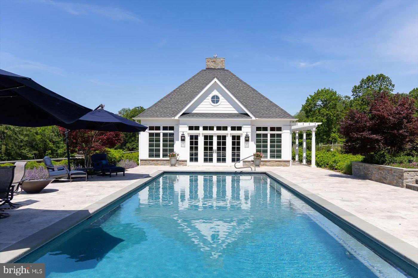 SEVEN SPRINGS FARM - Farm