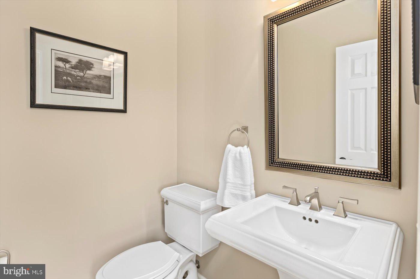 SEVEN SPRINGS FARM - Farm