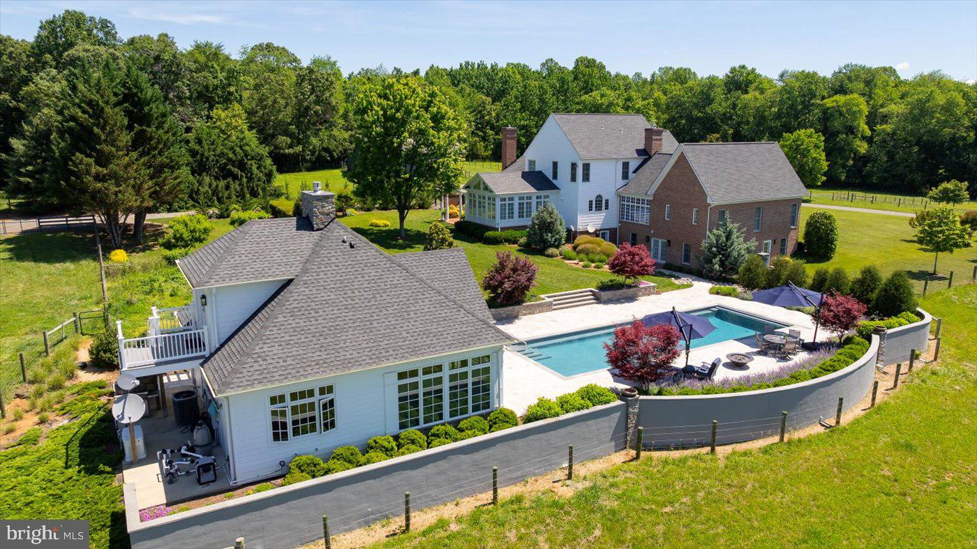 SEVEN SPRINGS FARM - Farm