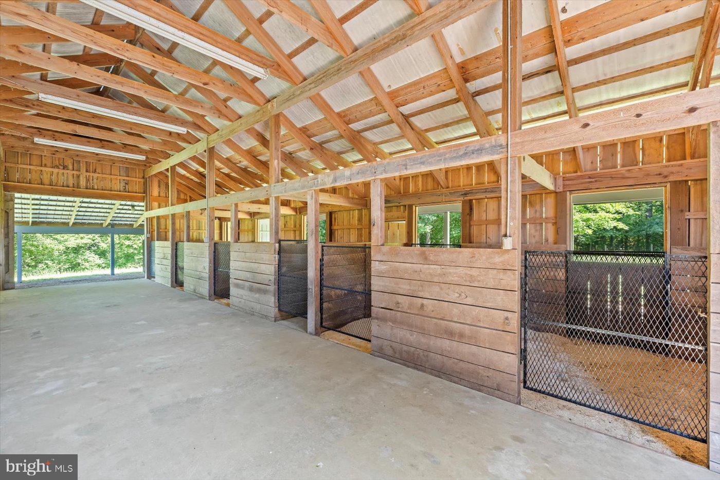 SEVEN SPRINGS FARM - Farm