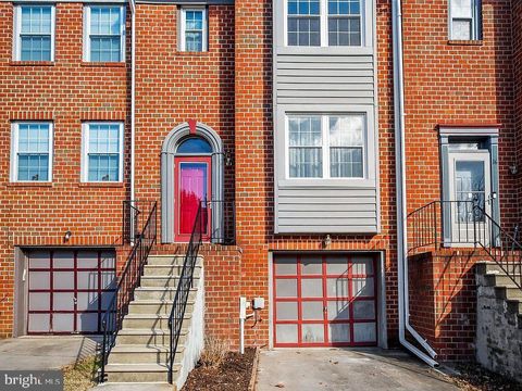 4 SUNDOWN COURT BALTIMORE MD 21206