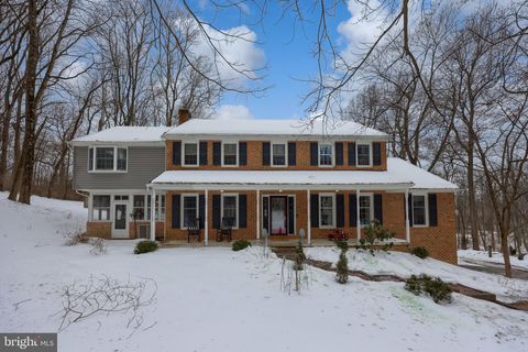 332 LAUREL DRIVE YORK PA 17406
