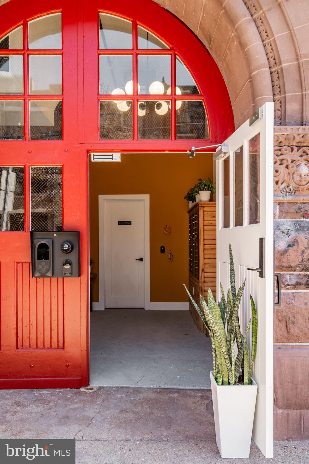 SOUTH KENSINGTON - Residential Lease