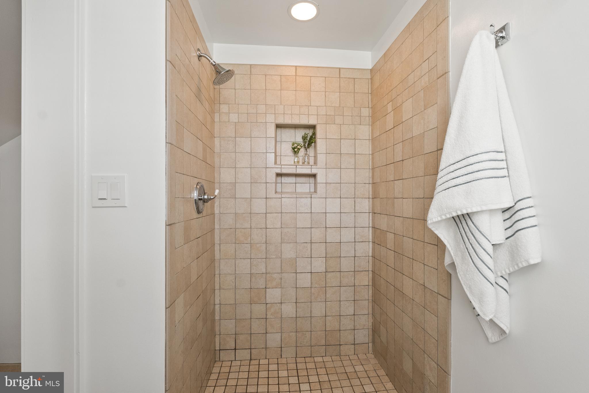 TAKOMA PARK - Residential