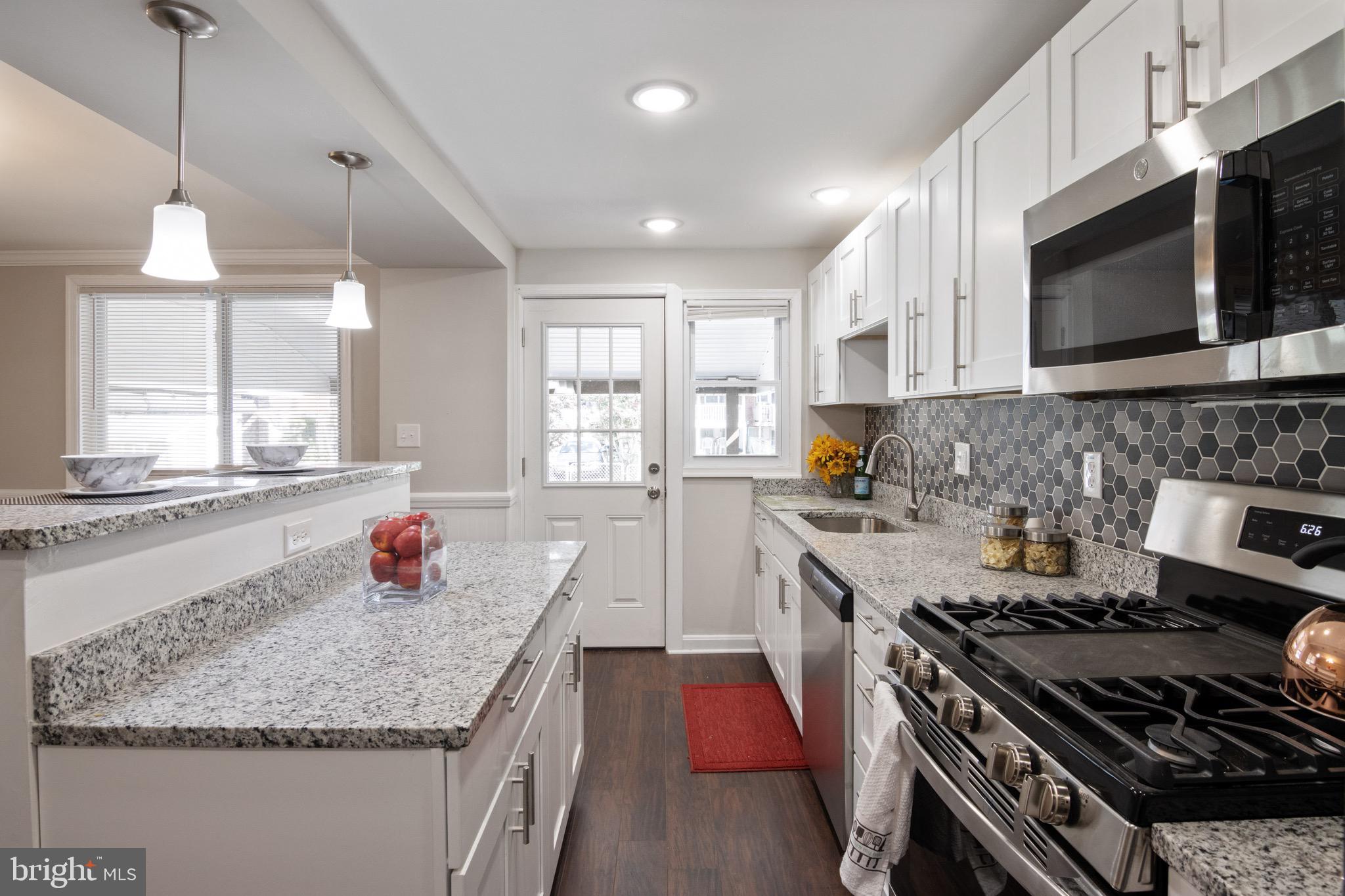 LYNCH COVE - Residential