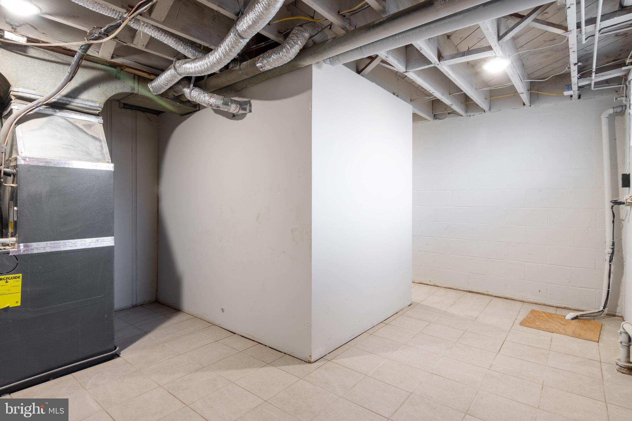 LYNCH COVE - Residential