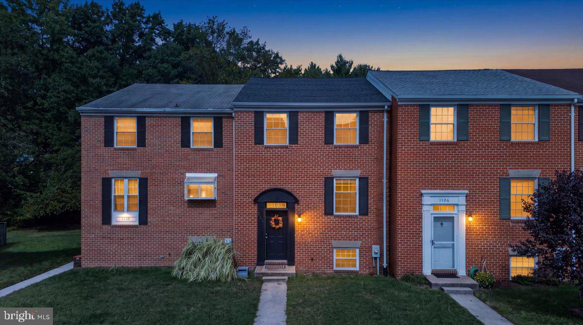 1108 SOHO COURT