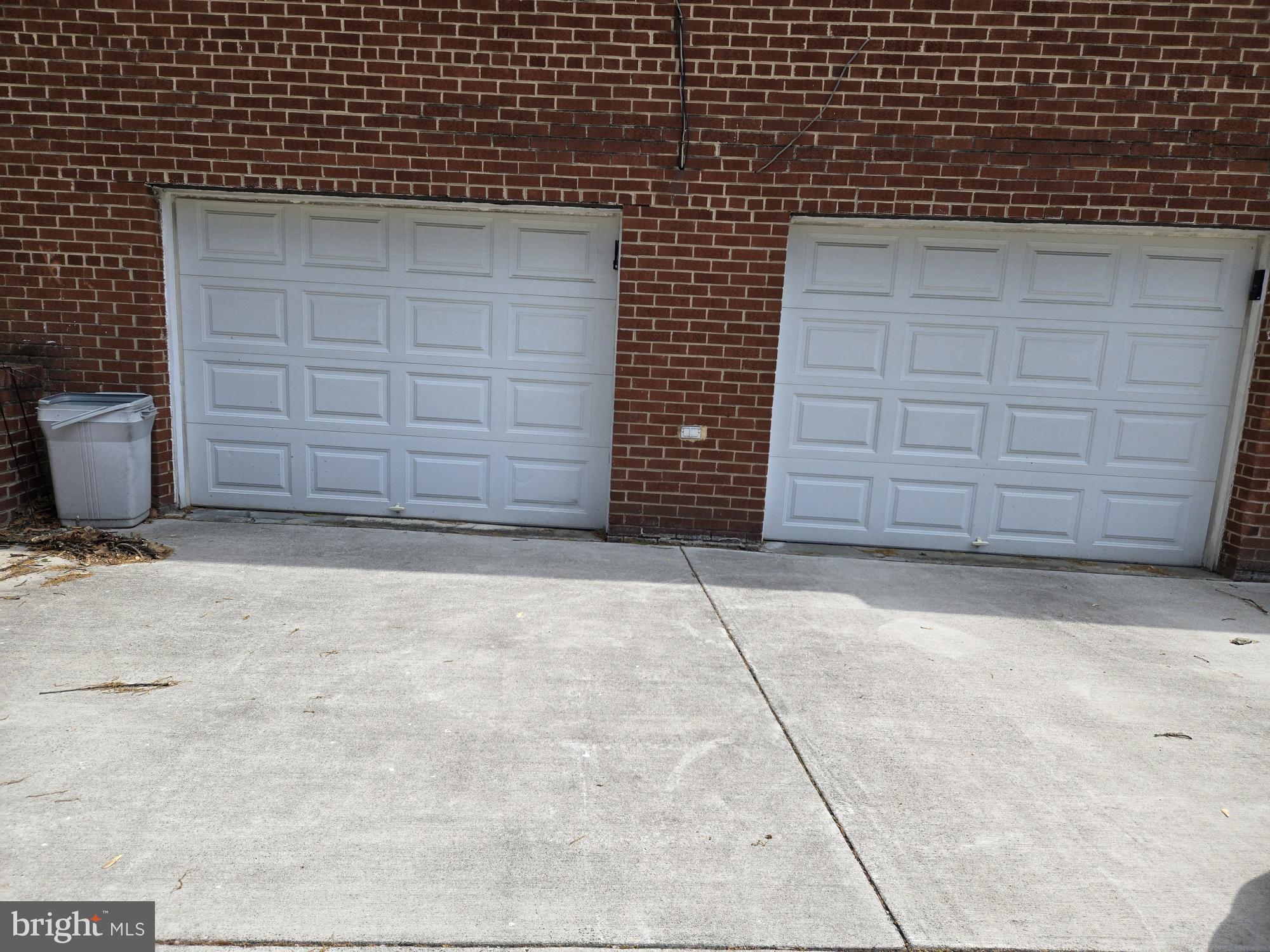 400 SOUTHWEST DRIVE