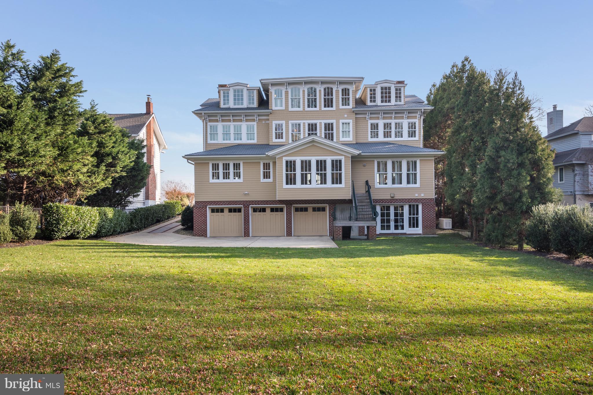 BAY RIDGE - Residential