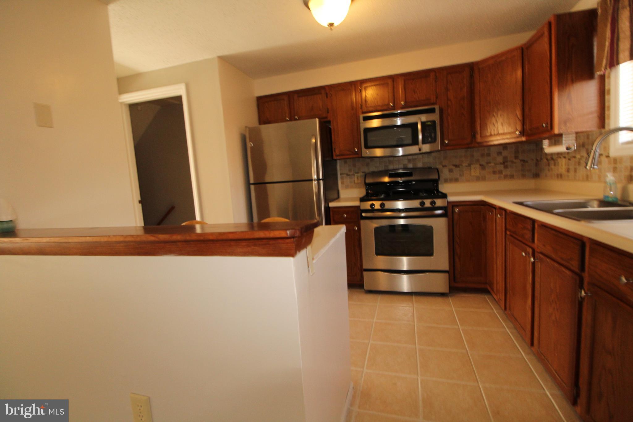 SANDTOWN-WINCHESTER - Residential Lease