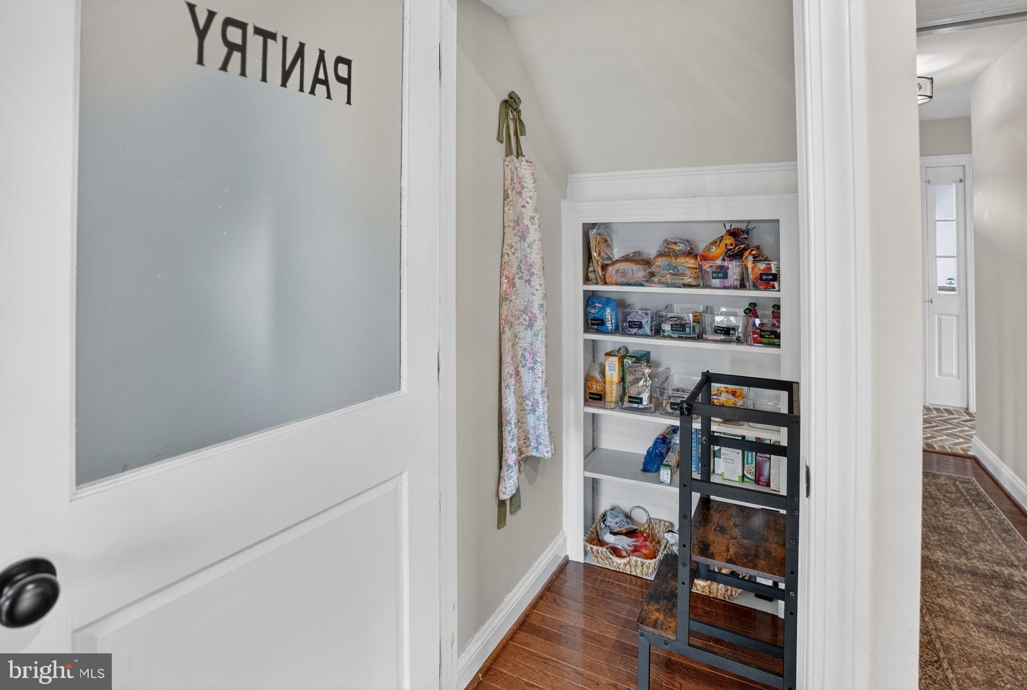 GOLDEN MEADOWS - Residential