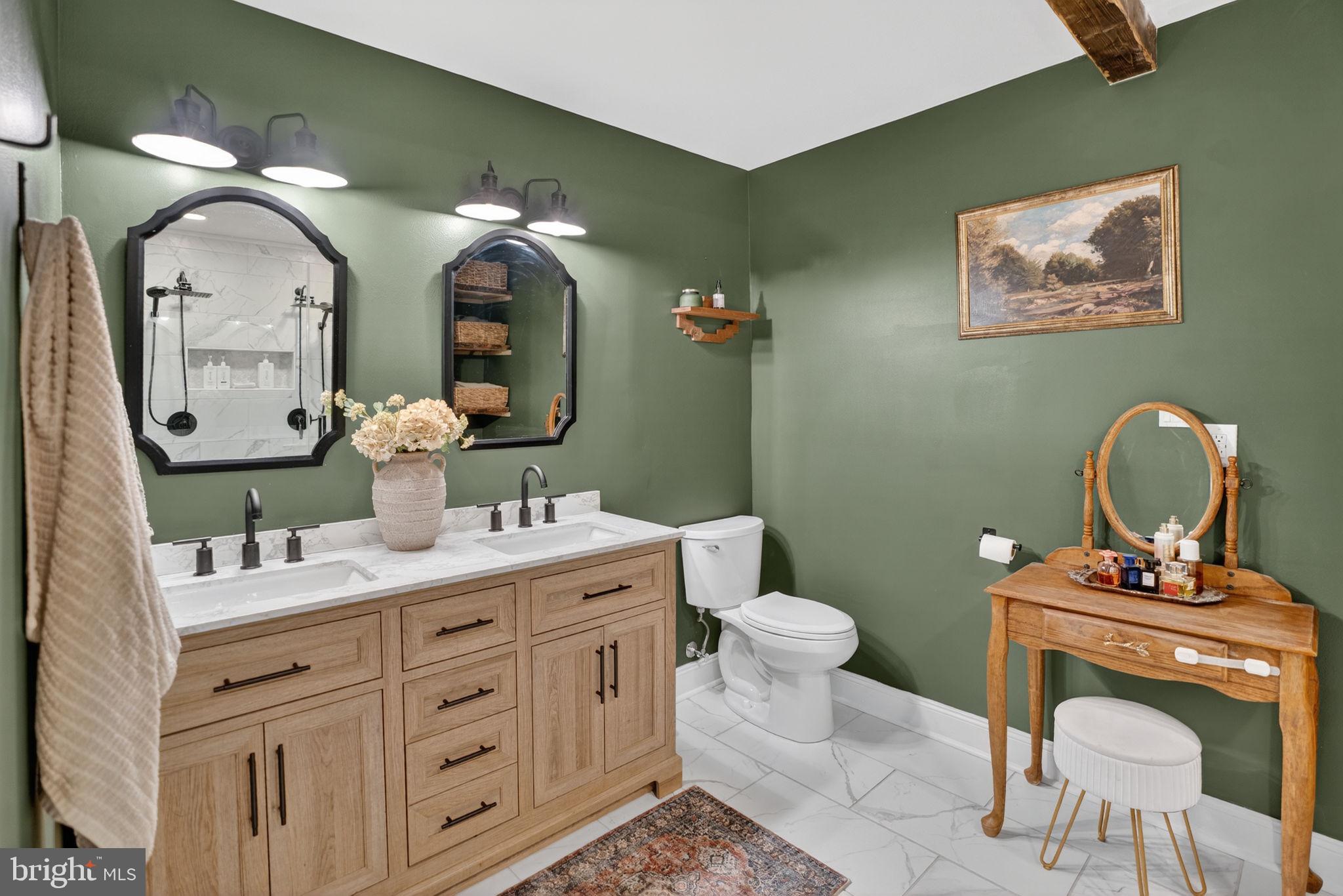 GOLDEN MEADOWS - Residential