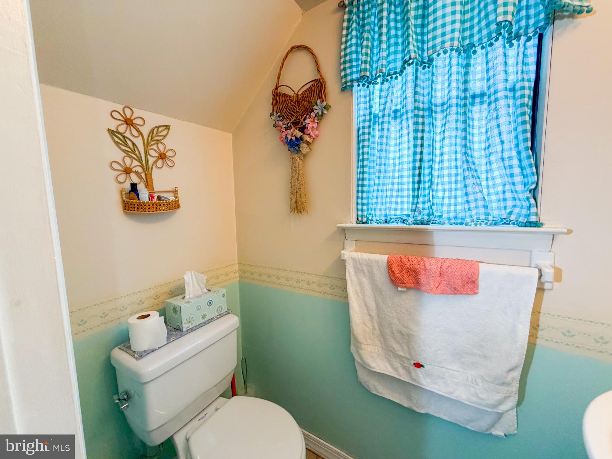 LAUREL HILLS - Residential