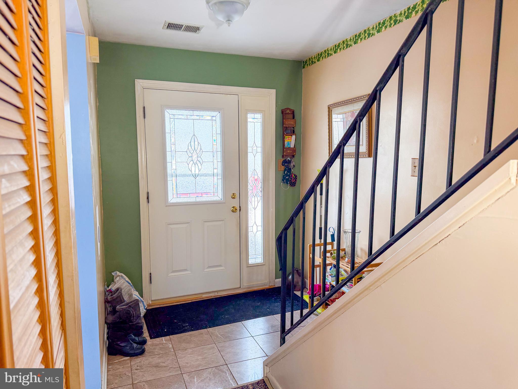 LAUREL HILLS - Residential