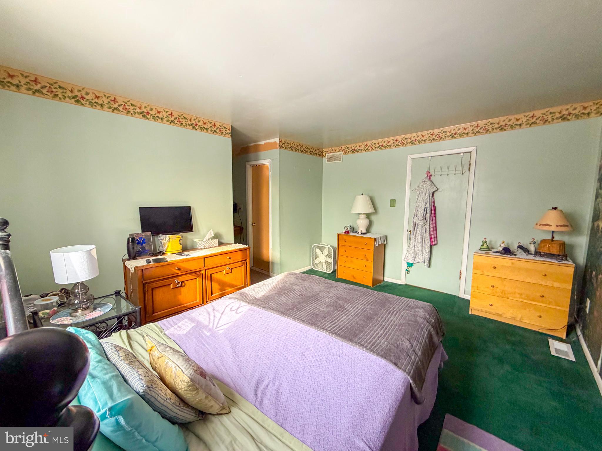 LAUREL HILLS - Residential