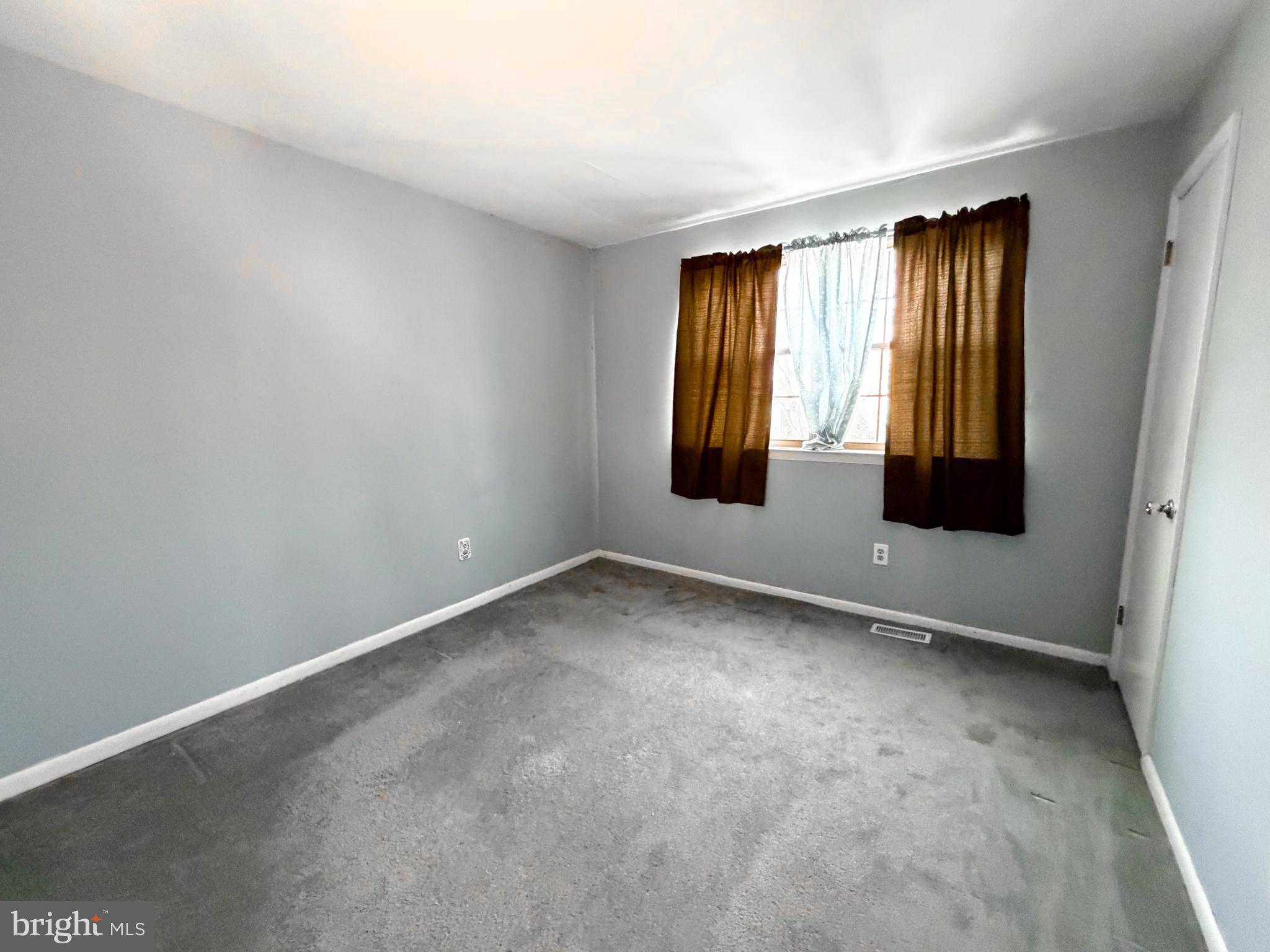 LAUREL HILLS - Residential