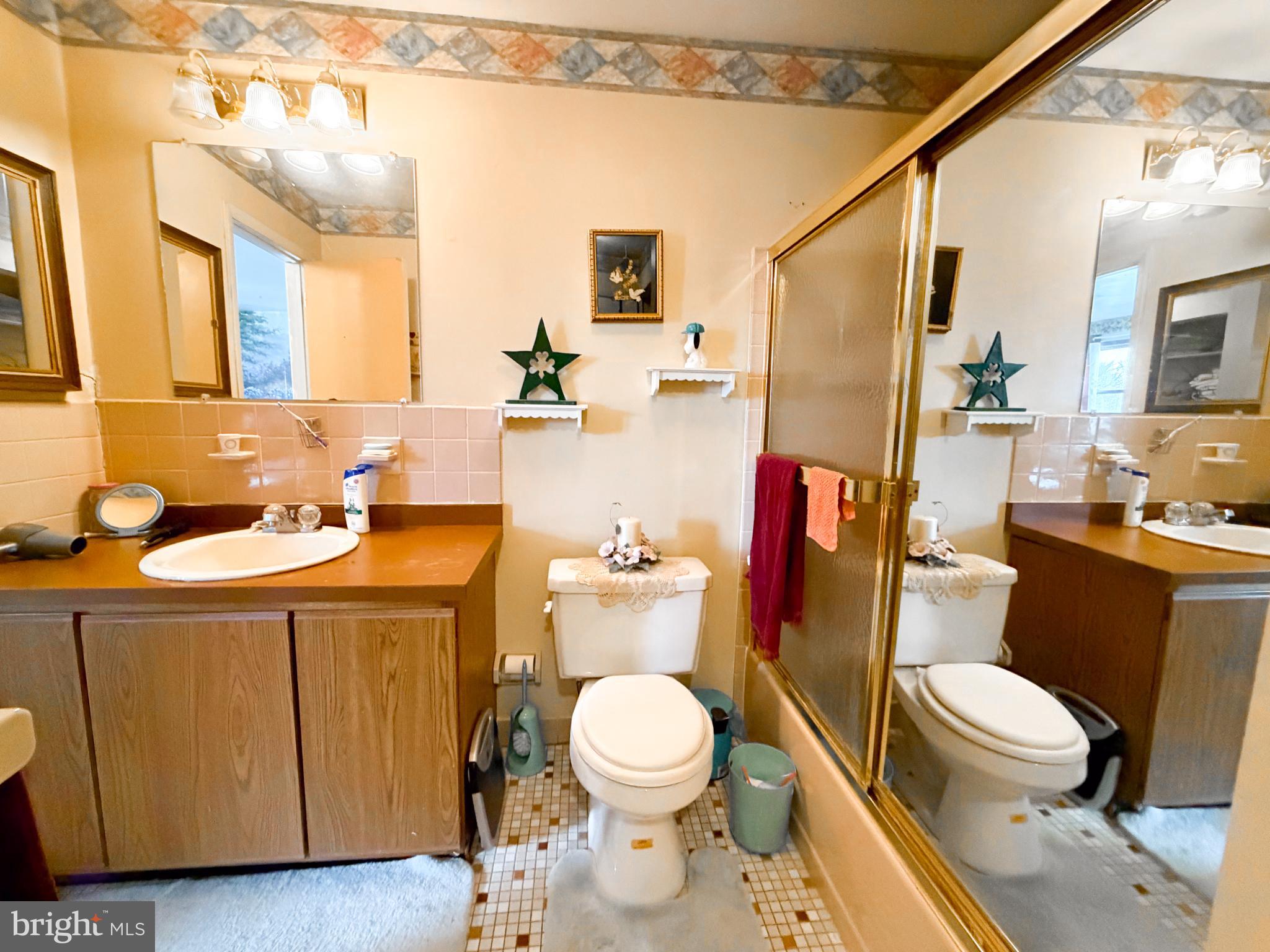 LAUREL HILLS - Residential