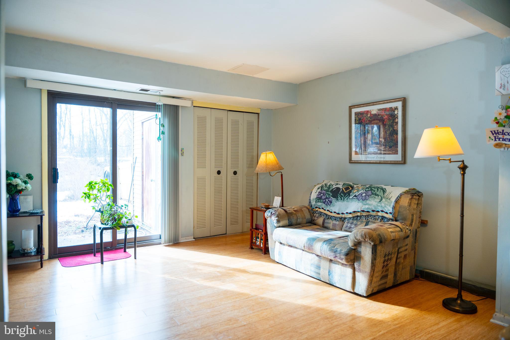 LAUREL HILLS - Residential