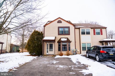 Photo of 641 Whittier Drive, WARMINSTER, PA 18974 (MLS # PABU2113052)