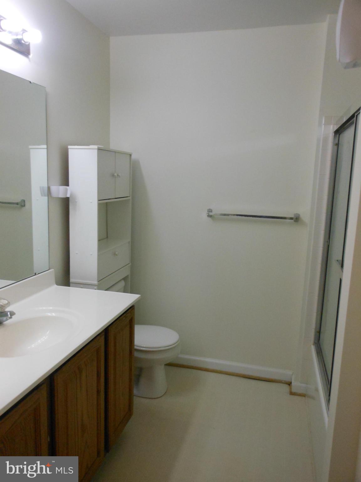 CENTRE RIDGE - Residential Lease