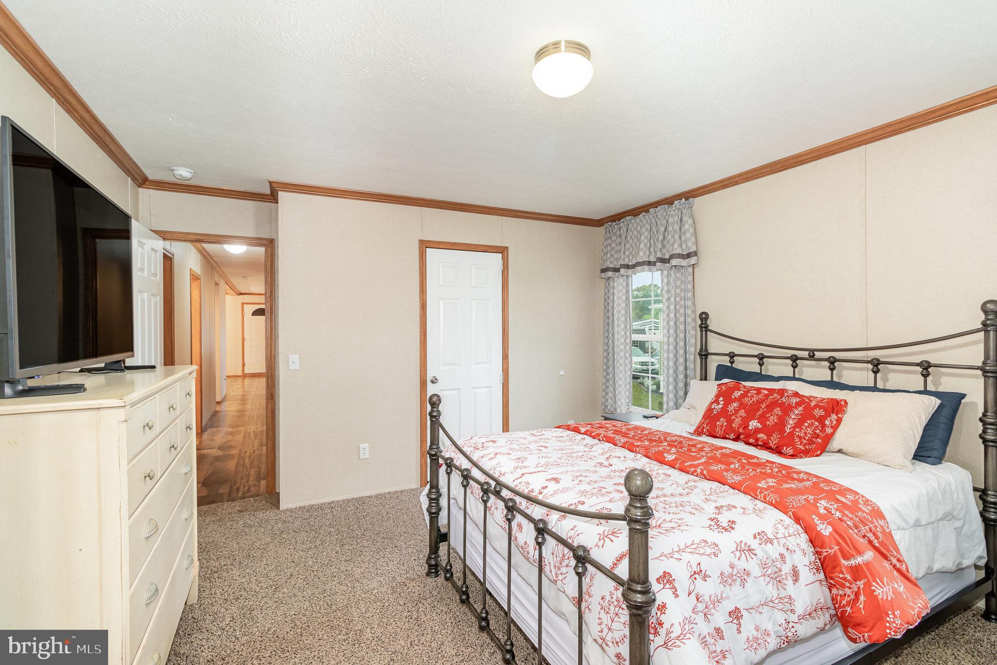 COUNTRY VIEW VILLAGE - Residential