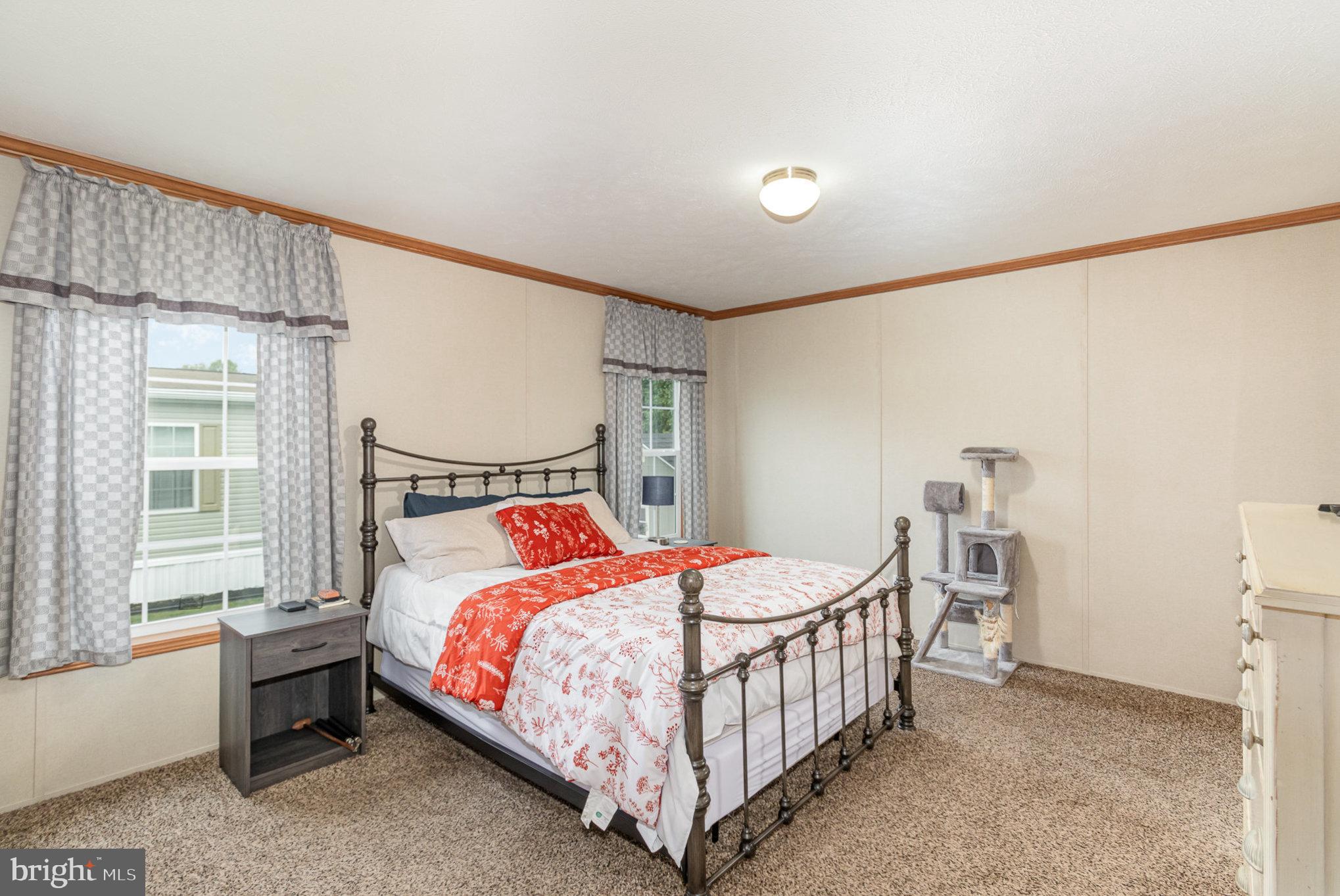 COUNTRY VIEW VILLAGE - Residential