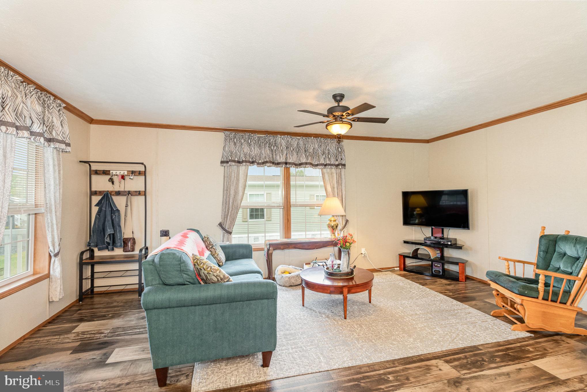 COUNTRY VIEW VILLAGE - Residential